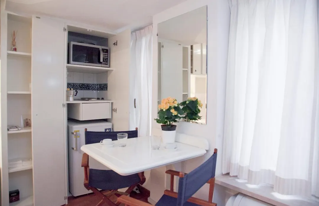 Cozy Studio Pantheon-1